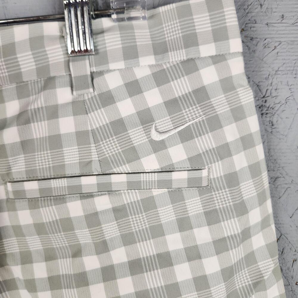 Nike Golf Shorts Mens 36 Gray White Check Plaid Dri Fit Performance Logo Pockets - Picture 7 of 11